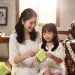 Cara memperkenalkan tradisi keluarga pada anak sejak dini
